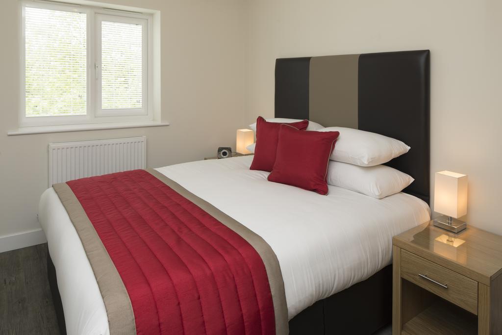 House Of Fisher - Beneficial House Bracknell Pokoj fotografie
